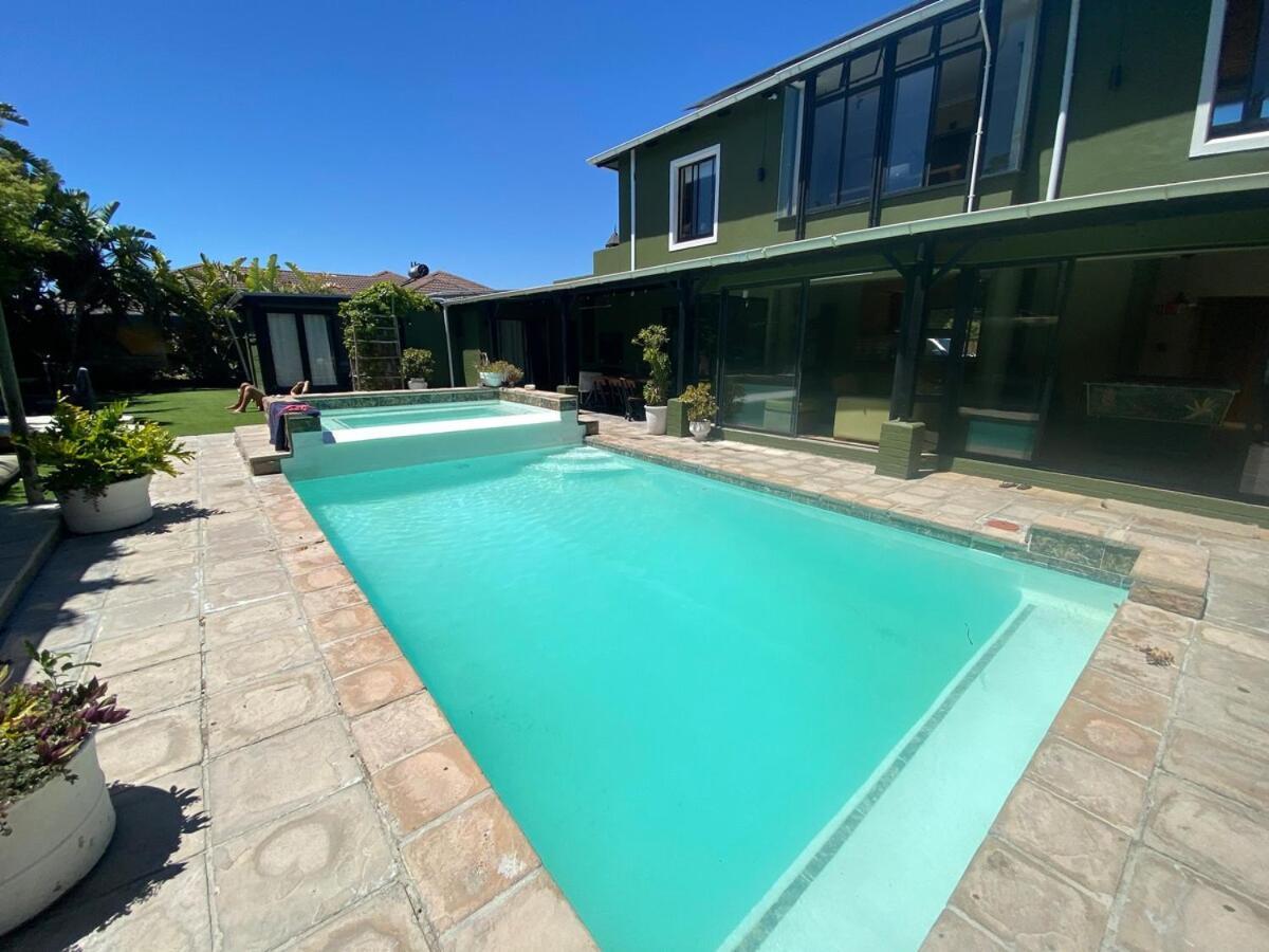 Villa Mayana - & Remote Work With Pool *