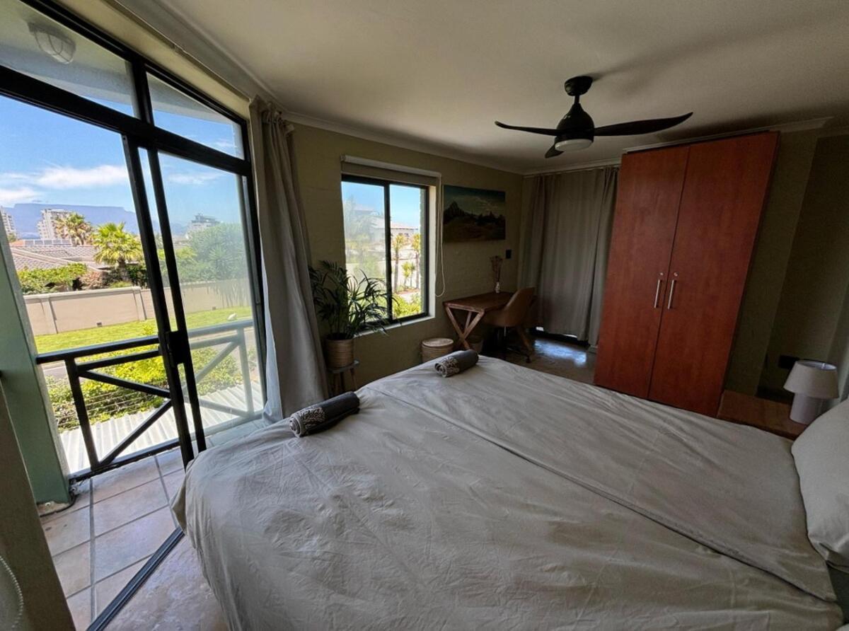 Villa Mayana - & Remote Work With Pool Cape Town